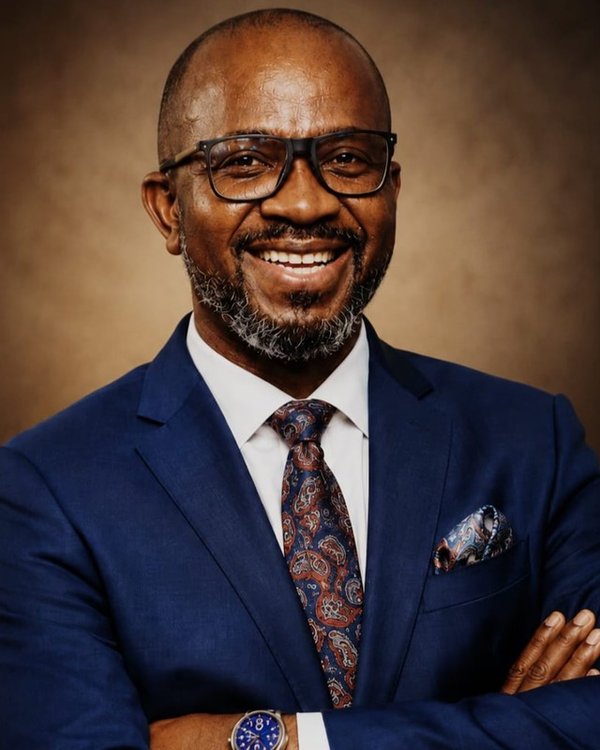 Kwesi Opare-Wiredu, Esq